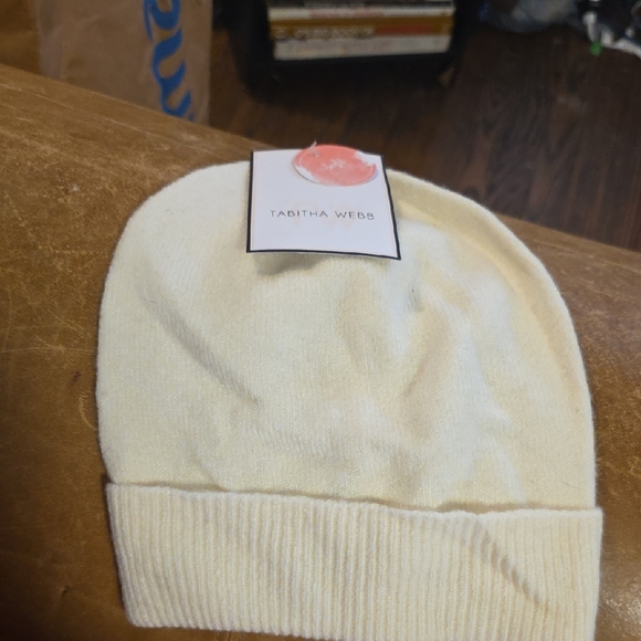 tabitha webb Accessories - Tabitha Webb Cream Beanie Hat